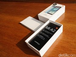 Unboxing Xiaomi Mi A2, Si Android One Generasi Kedua