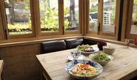 Bisa Ngopi dan Santai di 7 Kafe Cantik di Shanghai Ini