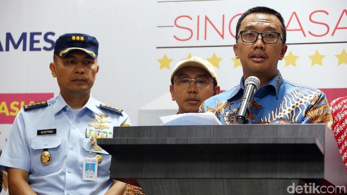 Menpora Sampaikan Belasungkawa dan Beri Santunan untuk Atlet Paralayang