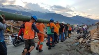 Untuk daerah yang belum pulih listriknya, PLN memasok listrik menggunakan genset, terutama di Rumah Sakit Wirabuana, RS Undata, RS Bhayangkara, selanjutnya secara bertahap PLN akan mengganti mensuplai listrik melalui sistem.