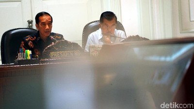Jokowi Pimpin Ratas Bahas Penanganan Bencana di Palu