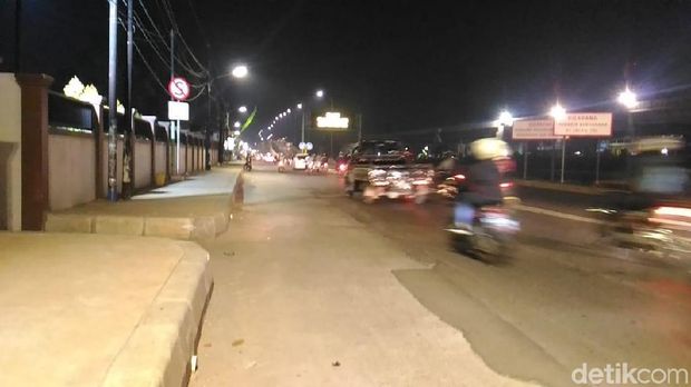 Sebelumnya sempat terjadi kemacetan panjang di Kalimalang hingga persimpangan Pondok Kelapa