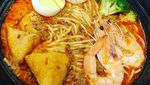 Udang dan Daun Laksa Bikin Laksa Singapura Unik dan Lezat