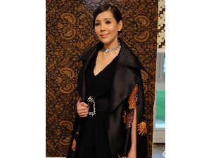 Mengenal Renitasari, Direktur Program Djarum Foundation yang Cinta Batik