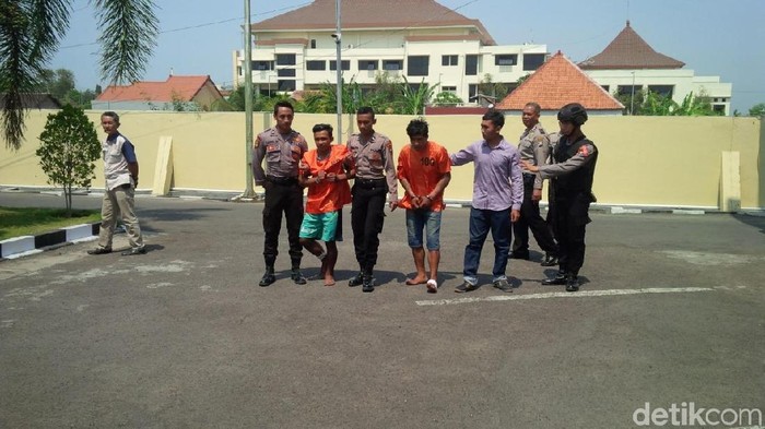 Polisi Tembak Kaki Penganiaya Wisatawan Asing di Gunung Bromo