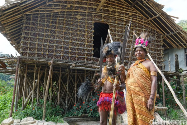 Foto: Saudara Kita yang Hidup di Pedalaman Papua Barat