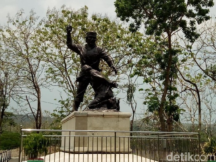monumen kresek di madiun
