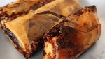 Sore Ini Paling Enak Makan Piscok Lumer Berlimpah Cokelat
