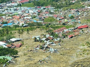Kisah Pengungsi Palu yang Sebulan Hidup di Kandang Bebek