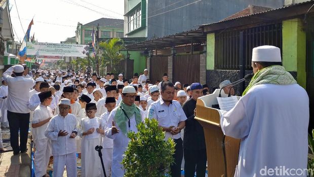 Pelajar Assalam Bandung Gelar Salat Gaib untuk Palu-Donggala