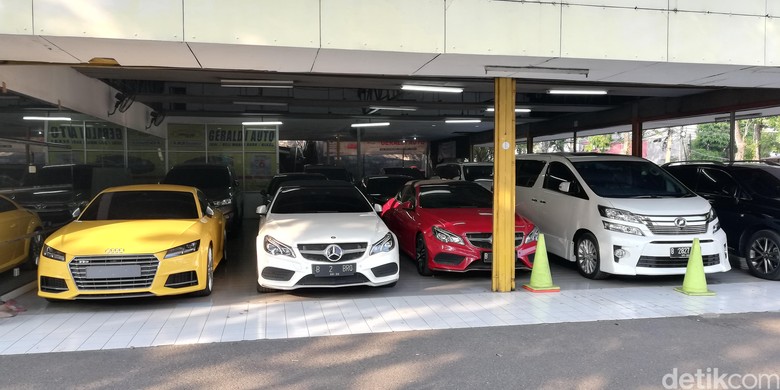 8600 Koleksi Gambar Mobil Mewah 2019 Gratis Terbaru