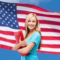 Amerika Serikat berada di posisi pertama sebagai negara yang paling banyak melakukan operasi plastik, dengan jumlah 17,9 persen. Dikutip dari Cosmopolitan, ada sedikitnya 4 juta prosedur operasi plastik pada 2016. Foto: iStock