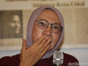 Air Mata Ratna, Grasa-Grusu Prabowo, dan Hoax Nasional