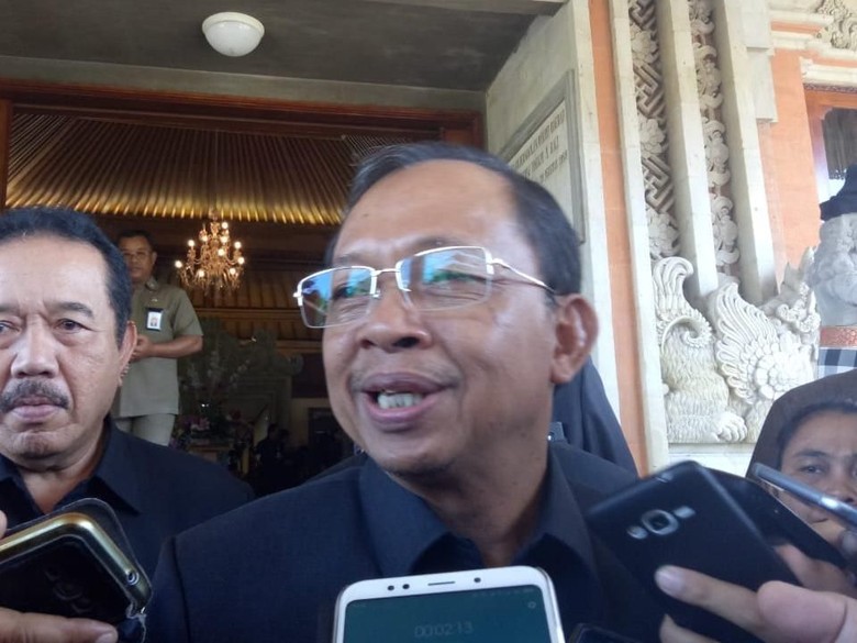Saran Koster ke Tim Hore Capres yang Depresi: Hoax Kok Dipercaya Saran Koster ke Tim Hore Capres yang Depresi: Hoax Kok Dipercaya