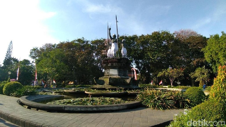 Ilustrasi, Lapangan Puputan Bali (Aditya Mardiastuti/detikTravel) Ilustrasi, Lapangan Puputan Bali (Aditya Mardiastuti/detikTravel)