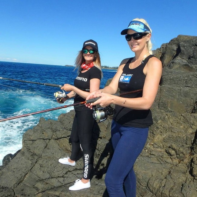 Wanita berambut pirang ini juga pernah memenangkan juara kedua di kompetisi memancing Flathead Classic Competition di Gold Coast Foto: Instagram @hookedonbrooke.online