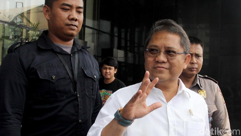 Menkominfo Diperiksa Bawaslu soal Yang Gaji Kamu Siapa? Menkominfo Diperiksa Bawaslu soal Yang Gaji Kamu Siapa?