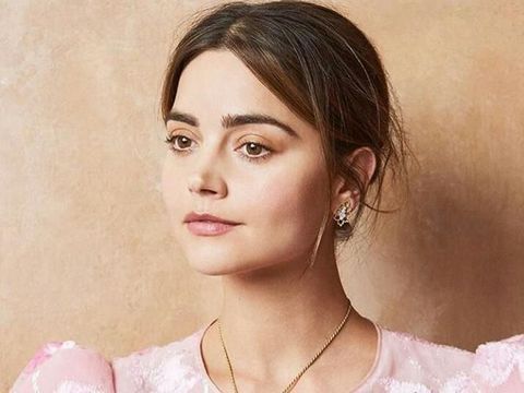 Meghan Markle Pakai Baju Kembar dengan Mantan Cantik Pangeran Harry