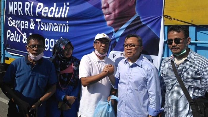 Ketua MPR Salurkan Bantuan untuk Korban Gempa Sulteng