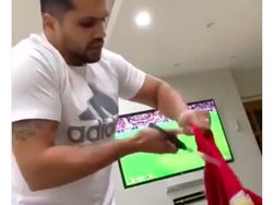 Imbang Lawan Valencia, MU dan Mourinho Digunjingkan Netizen