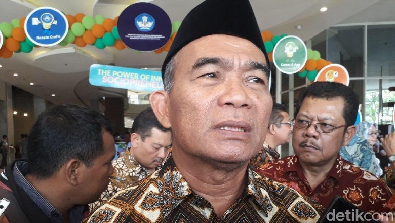 Lebih dari 100 Ribu Siswa Terdampak Gempa dan Tsunami Sulteng Lebih dari 100 Ribu Siswa Terdampak Gempa dan Tsunami Sulteng