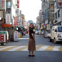 Setelah wajahnya rusak, Kim baru mengetahui kalau ternyata dokter yang menanganinya bukanlah ahli bedah plastik. Kim dan sejumlah pasien lainnya yang menjadi korban pun melaporkan sang dokter ke kepolisian. Foto: REUTERS/Kim Hong-Ji