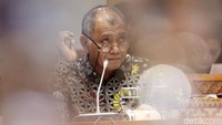 Rapat dijadwalkan berlangsung hingga pukul 16.00 WIB. Agenda ditutup dengan pengambilan kesimpulan.