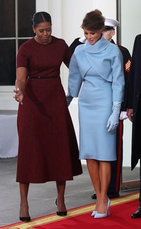 Sepatu Hak Tinggi Paling Nyaman Versi Kate Middleton Hingga Michelle Obama