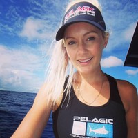 Bagaimana menurutmu dengan penampilan Brooke ini? Foto: Instagram @hookedonbrooke.online