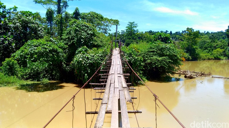 Kampung Mosso di Batas RI-PNG: Ditinggal, Dibakar, dan Dibangun Kampung Mosso di Batas RI-PNG: Ditinggal, Dibakar, dan Dibangun