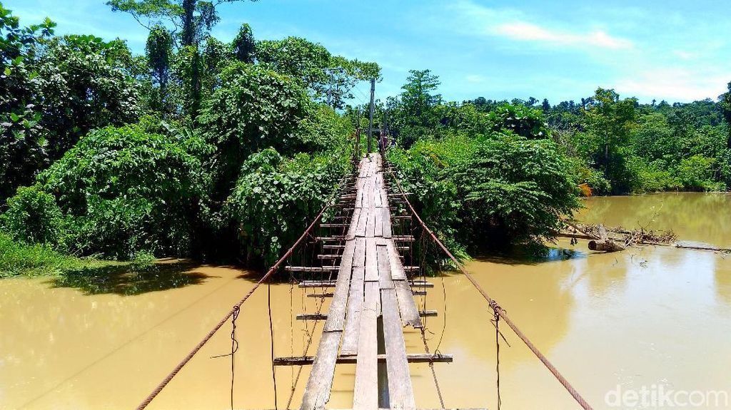 Kampung Mosso di Batas RI-PNG: Ditinggal, Dibakar, dan Dibangun Kampung Mosso di Batas RI-PNG: Ditinggal, Dibakar, dan Dibangun