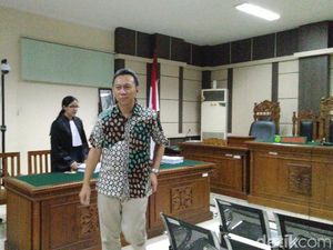 Bupati Kebumen Divonis 4 Tahun Bui, Begini Pergantian Jabatannya