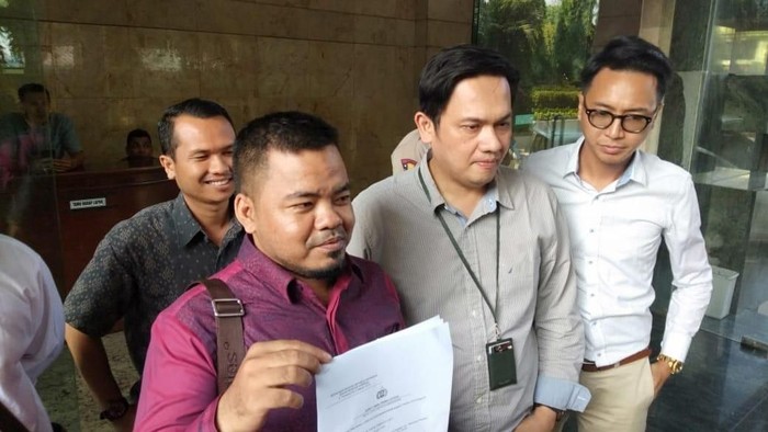 Laporkan Prabowo cs soal Ratna, Farhat Tak Wakili Timses Jokowi