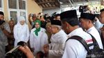 Melihat Lagi Kunjungan Jokowi-Maruf dan Prabowo-Sandi ke Pesantren