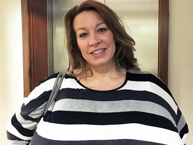 Chelsea Charms punya payudara jumbo hasil dari operasi plastik. Dengan ukuran dada yang besar itu, dalam kesehariannya dia menjalani pekerjaan sebagai penari eksotis dan bintang porno. Foto: Instagram (@therealchelseacharms)