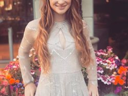 Mengejutkan, Putri Steve Jobs dan Bill Gates Bagaikan Kembar