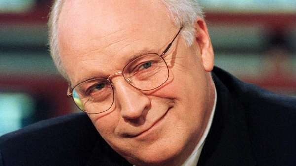 Jadi Dick Cheney, Lagi-lagi Christian Bale Bikin Penonton Takjub Jadi Dick Cheney, Lagi-lagi Christian Bale Bikin Penonton Takjub