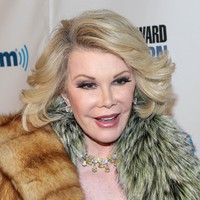 Pada akhir 1980-an, Joan Rivers pernah bertatapan langsung dengan hantu dari penghuni apartemennya terdahulu di New York City. Foto: Getty Images