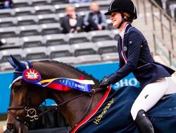 Mengejutkan, Putri Steve Jobs dan Bill Gates Bagaikan Kembar