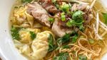 Aduh Enaknya! Mie Kuah dengan Isian Pangsit Lembut Gurih