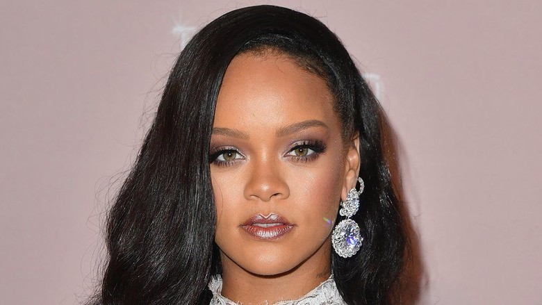Rumah Rihanna dan Seleb AS Lain Dibobol Perampok, 1 Remaja Diadili Rumah Rihanna dan Seleb AS Lain Dibobol Perampok, 1 Remaja Diadili