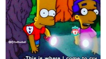 Fans Liverpool dan juga Tottenham Hotspurs yang dibantai Barcelona masuk ke gua untuk bersembunyi. Foto: istimewa