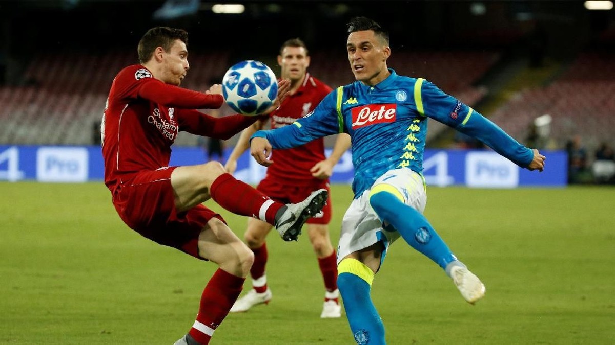Liverpool wajib menang atas Napoli. (Foto: Ciro De Luca/Reuters)