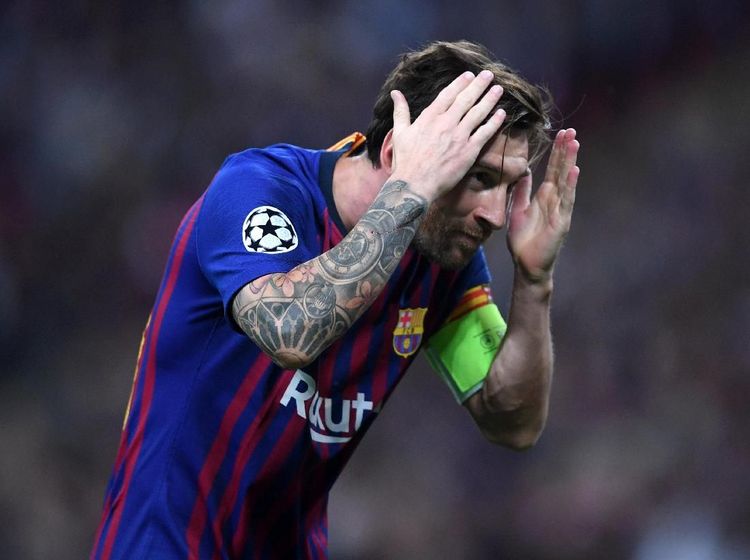 Selebrasi Messi: Cium Sepatu, Jemur Baju, dan Kiss Bye