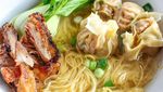 Aduh Enaknya! Mie Kuah dengan Isian Pangsit Lembut Gurih