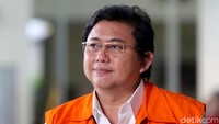 Pengacara Eddy Sindoro, Lucas menjalani pemeriksaan lanjutan di Gedung KPK, Jakarta, Kamis (4/10/2018).