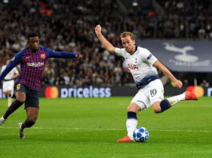 Pochettino Harap-Harap Cemas Kane Dibajak Barcelona