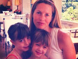 Mengejutkan, Putri Steve Jobs dan Bill Gates Bagaikan Kembar