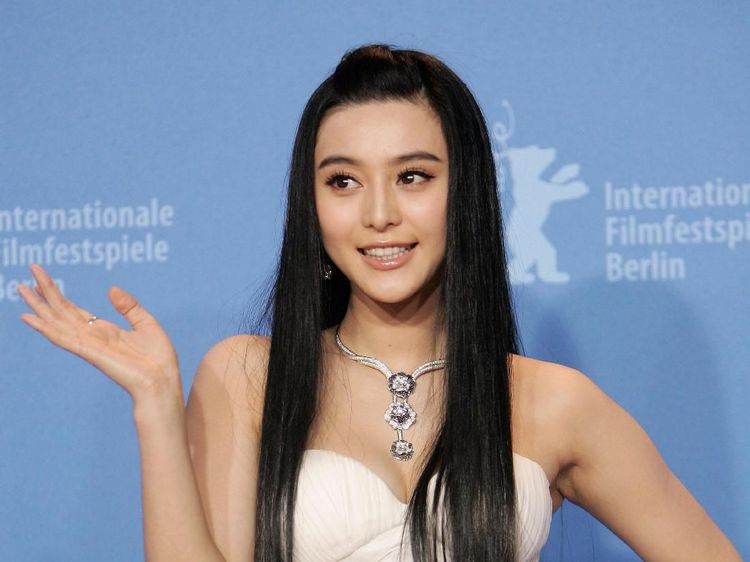 Muncul Kembali, Fan Bingbing Didenda Rp 1 Triliun