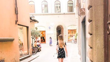 Demikian pula Eve. Foto: Instagram